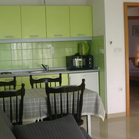 Apartments Marta Duće Екстериор снимка
