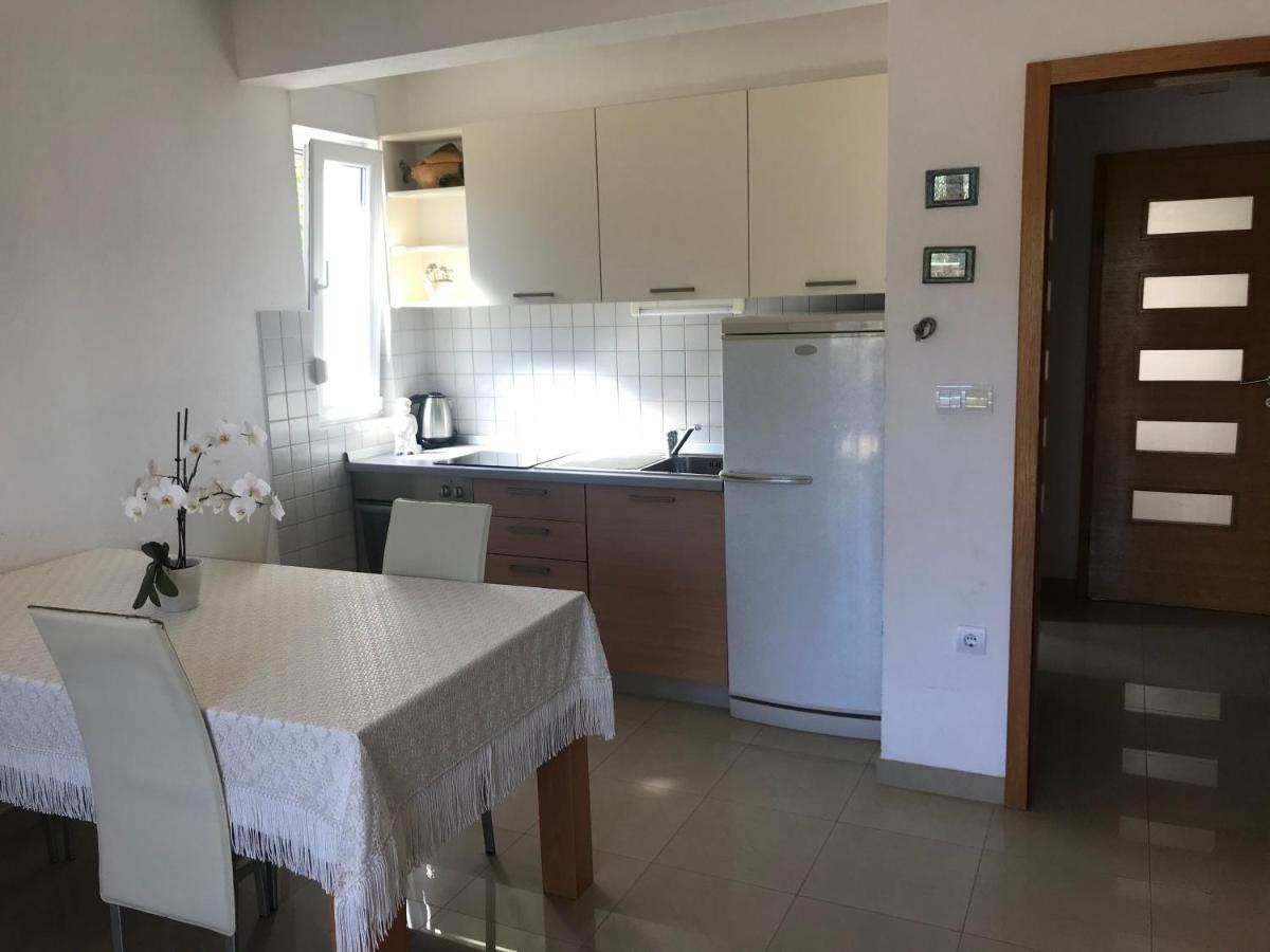 Apartments Marta Duće Екстериор снимка